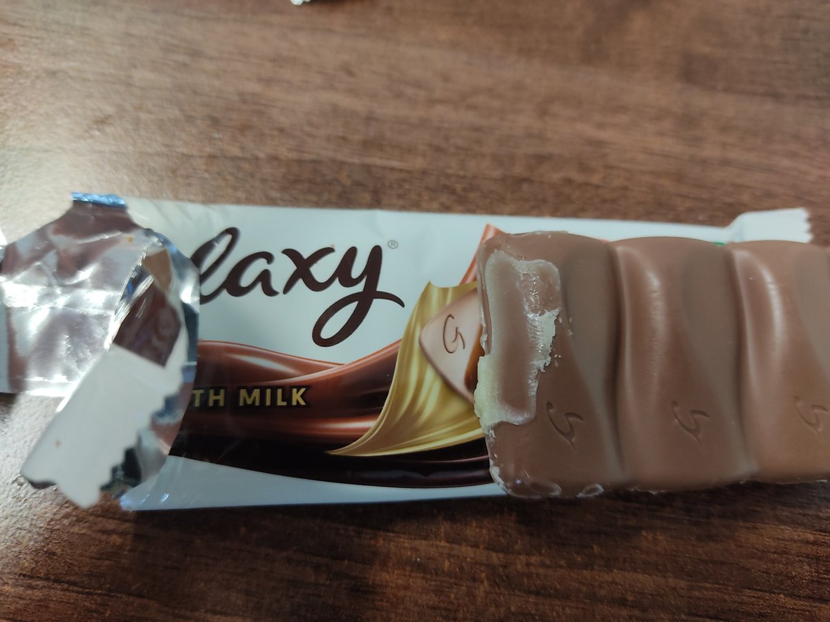 EdwardCBaker1's tweet photo. @GalaxyChocolate what is this? https://t.co/V7VDMDly4T
