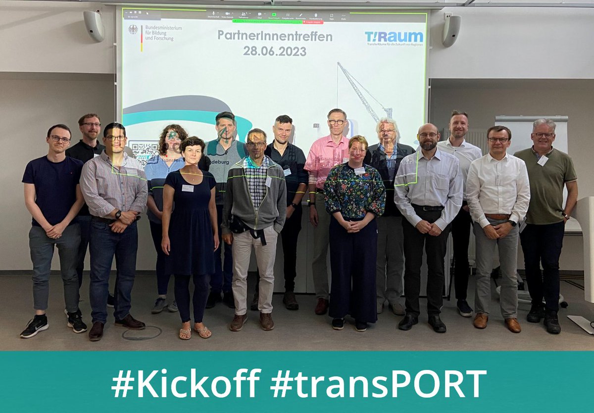 Der offizielle Kickoff der vom @BMBF_Bund geförderten #transPORT Initiative fand heute am <a href="/STIMULATE_FC/">STIMULATE</a> statt. Nach kurzer Vorstellung der einzelnen Werkstätten und anschließendem Austausch in Kleingruppen startet nun die Arbeitsphase für die PartnerInnen.