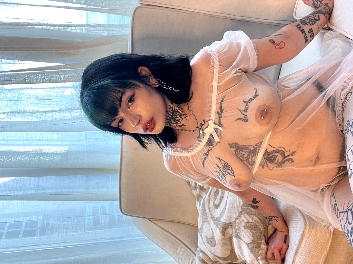 elfsandyy's tweet photo. I think I wanna hire a private photographer 😈🥵 https://t.co/kspmvzRSBf