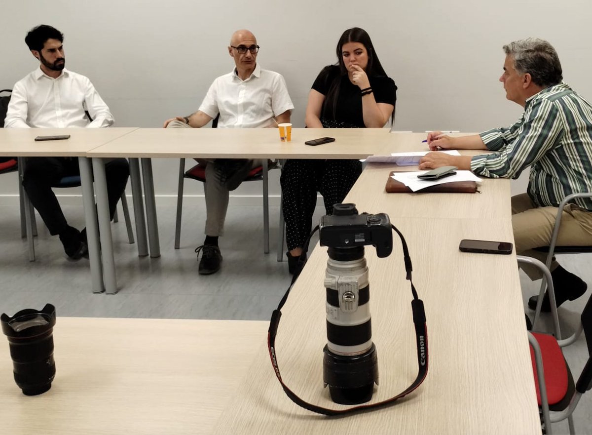 tecnara's tweet image. Gracias #LuisHMenéndez  por visitarnos para conocer los proyectos presentados por las empresas de @Tecnara a la convocatoria #AEI2023 del @mincoturgob  , presentes en proyectos por valor de casi 6M€.
Lo cuenta el domingo en @heraldoes  de Aragón.