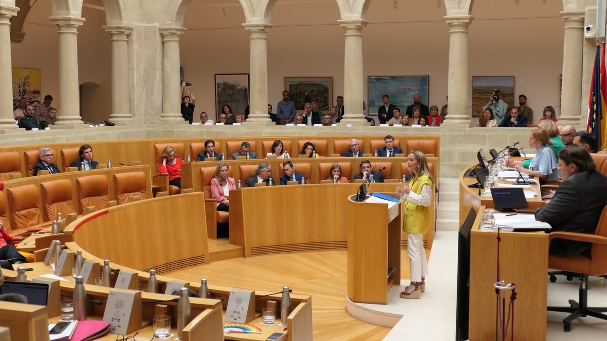 PP La Rioja (@lariojapp) on Twitter photo 🗣️ <a href="/cristina_maiso/">Cristina Maiso</a>: La Rioja necesita el liderazgo de <a href="/CapellanGonzalo/">Gonzalo Capellán</a> y su proyecto. Junto a los riojanos, entre todos, vamos a construir el futuro que nuestra tierra merece. 🗣️ <a href="/cristina_maiso/">Cristina Maiso</a>: La Rioja necesita el liderazgo de <a href="/CapellanGonzalo/">Gonzalo Capellán</a> y su proyecto. Junto a los riojanos, entre todos, vamos a construir el futuro que nuestra tierra merece.