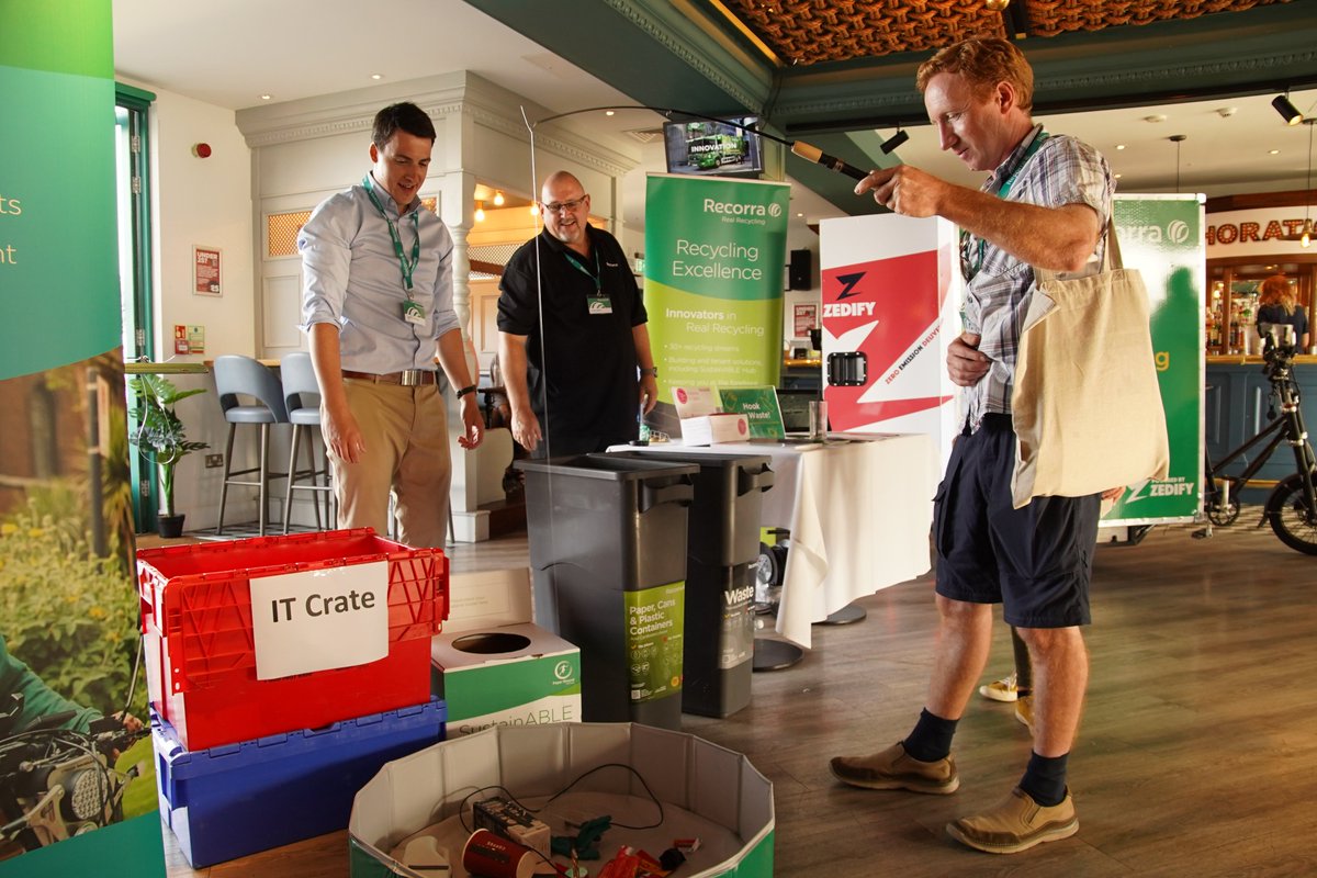 Last Friday we were blessed with the sun at our South Coast Summer event hosted on Brighton’s iconic pier! 🏖️ It was great to be reunited with our clients, and show them what #RealRecycling means.