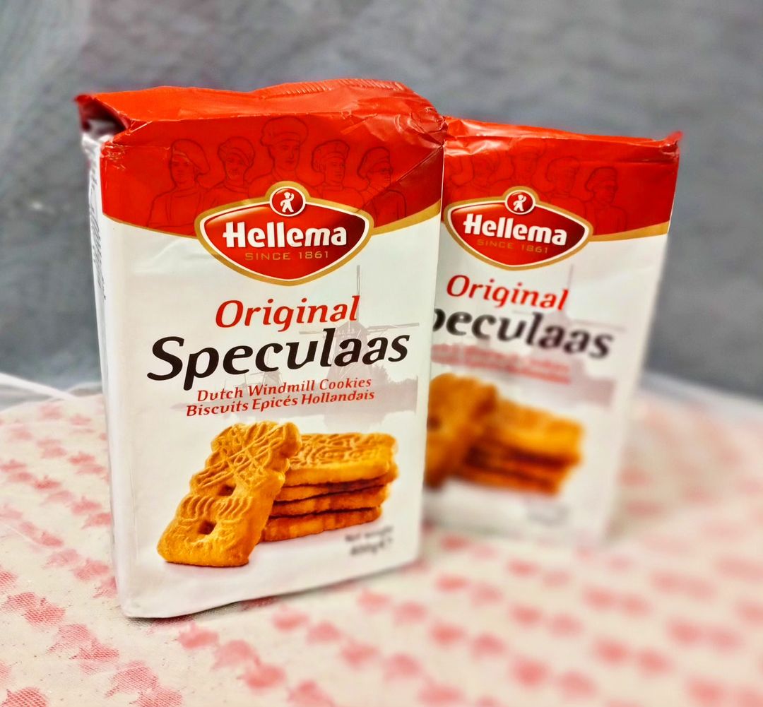 Just indulged in Hellema Original Speculaas Cookies 400g - yum! Nothing quite like a delicious treat to make your day. 

#htsplus #Hellema #Cookies #TreatYourself #Delicious #abuja #onlinegrocerystore #abujaonlinesupermarket #AbujaTwitterCommunity