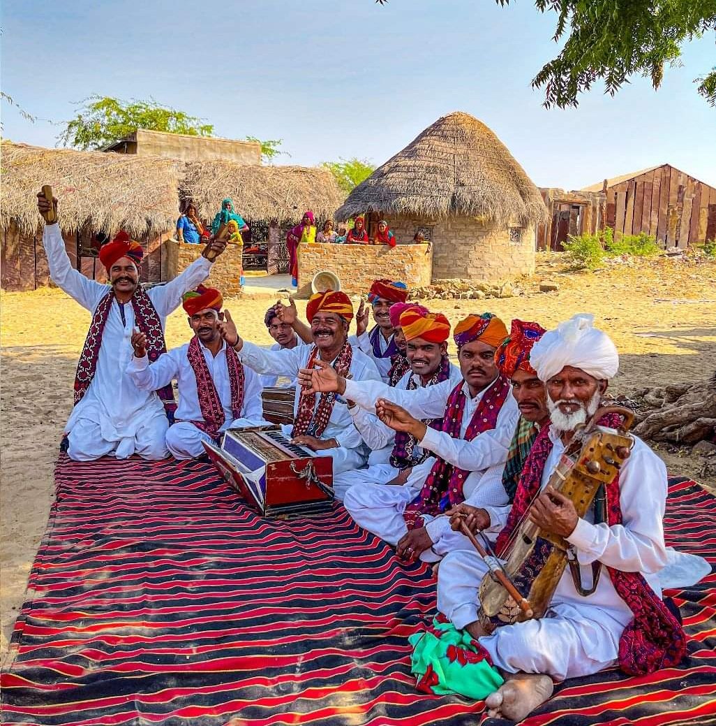 एक एहसाह परंपरा का 🥰

#Rajasthan #India  #Increibleindia 
📸 👉#rajasthantourism #marwad