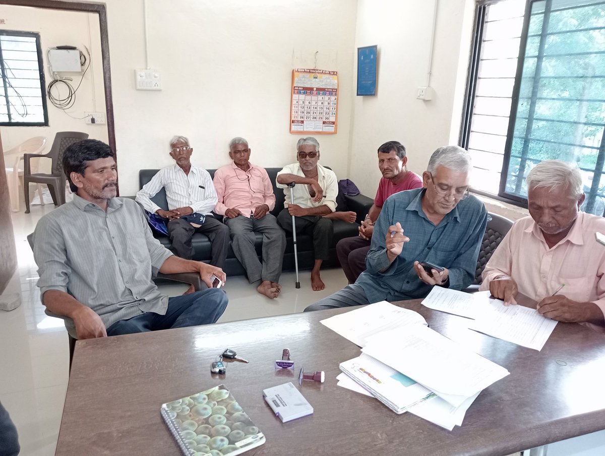 Devgadh village of Becharaji block of Mehsana district formed a social audit committee and gave insight into the functioning and auditing of the Atal Bhujal scheme. Farmers were also encouraged to adopt drip and sprinkler irrigation.
@AtalJal @SPMUGuj @CollectorMeh @GwrdcGuj