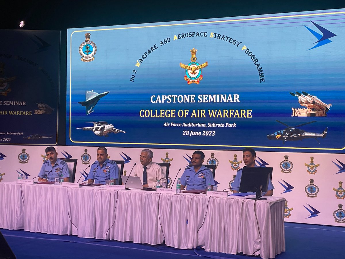 Air Mshl (Dr.) D Choudhury PVSM AVSM VM VSM chaired Session 2 of the CAPSTONE Seminar on ‘Advantages of Application of #AirPower towards an Integrated Indian Continental and #Maritime #Security Approach’.