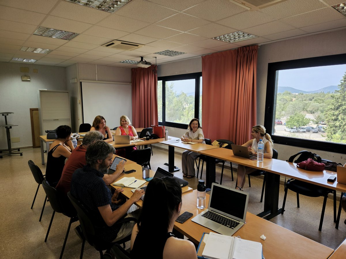 GIFES_Uib's tweet photo. Aquesta setmana està amb #GIFES la professora Carmen Bellver, de la @UV_EG #UniversitatValència, fent una #estada de #recerca https://t.co/Mg6i2PrcMR