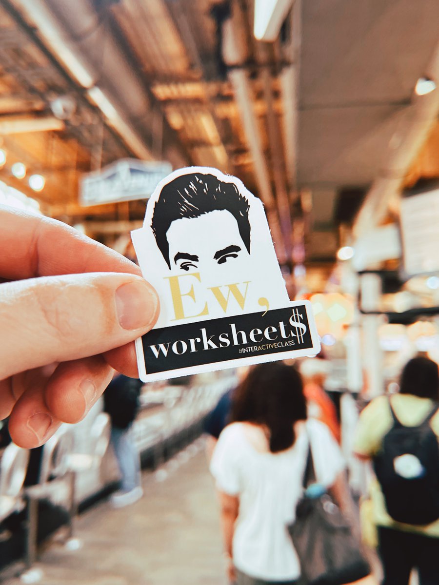 themerrillsedu 👓👗💚 #interACTIVEclass tweet media