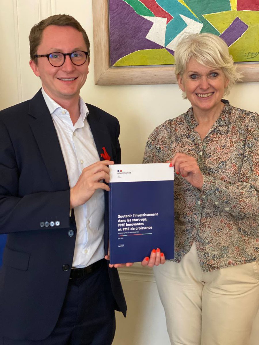 Merci cher <a href="/midy_paul/">Paul Midy</a> pour la remise de votre rapport sur le soutien aux start-ups. 

Nous devons encourager les femmes à entreprendre et les assurer du soutien de l’Etat dans le parcours entrepreneurial.