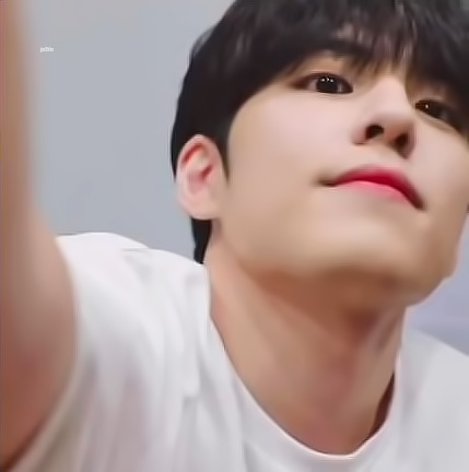 pilin428's tweet photo. #WONPIL #원필 
200712 일어났어

📎https://t.co/yh93vNNQ1c https://t.co/rMRYgxnNYu