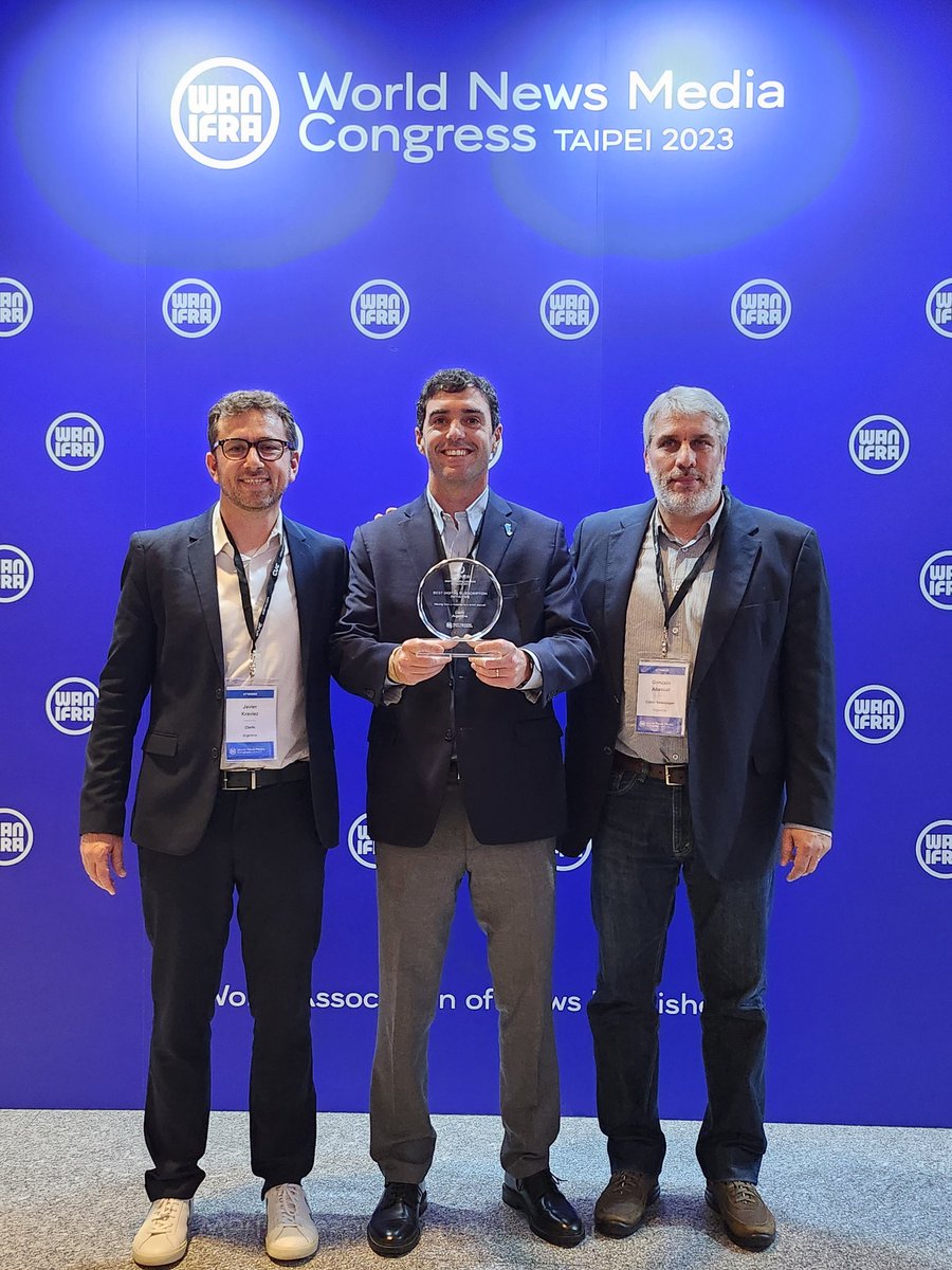 En Taiwan ganamos el premio a la mejor estrategia de suscripciones digitales del mundo en el congreso mundial de medios informativos. Estamos felices <a href="/clarincom/">Clarín</a>