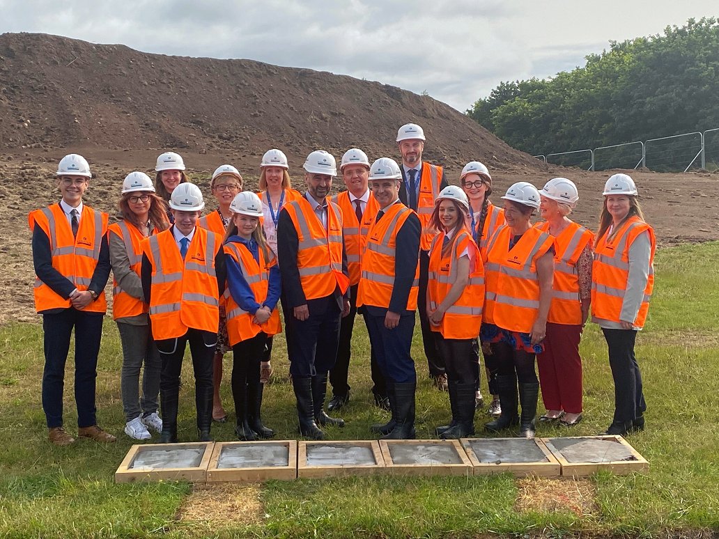 Today will see the official start of the construction of the new £66.5 million Monifieth Learning Campus on the site of the existing school playing fields. @RobertsonGroup @SFT_Scotland @AngusCouncil scottishconstructionnow.com/articles/rober…