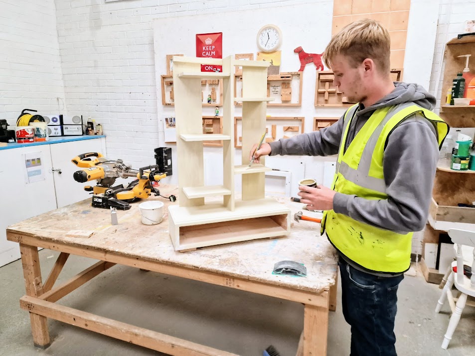 Aceproject1's tweet image. Here are some more of our 'pallet transformations' in progress by the construction learners at ACE. We're looking forward to seeing the finished articles 😍
#upcycling #palletproject #studyprogramme #collegeofwestanglia #workinprogress