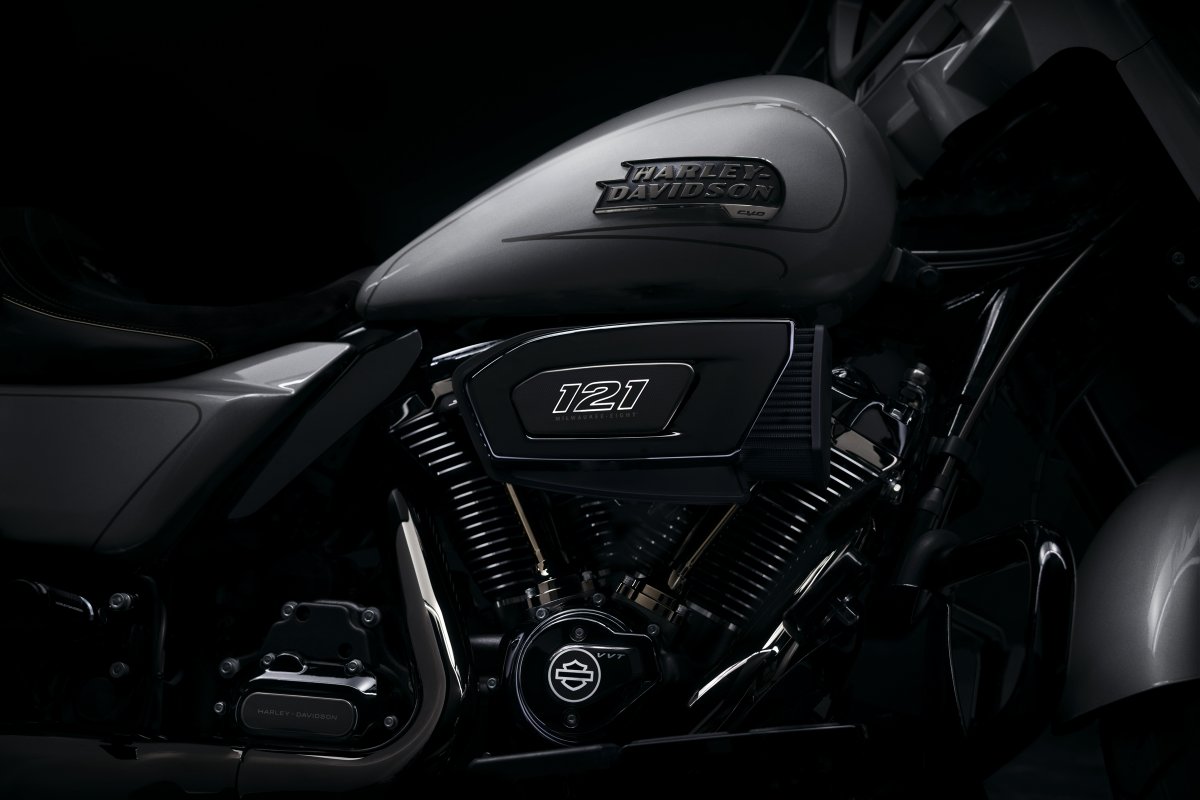 Powerful stance. Streamlined flow. Pure emotion.

Inspired by the rich lineage that came before it, the all-new 2023 #CVORoadGlide has been reimagined and refined.​

See the all-new 2023 CVO Road Glide ➡️ h-d.com/CVORoadGlide​

#HarleyDavidson