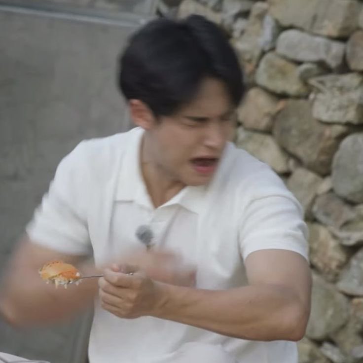 극락무도회 tweet media
