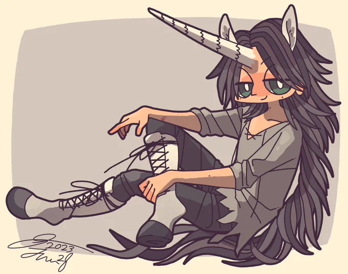 ゆにろ〜馬耳ついてるバージョン 白いモコモコで描きたかったの!と、脱いだ差分。  フォロワーさんがインナーのほうを「夏毛」って言ってて天才だと思いました 夏毛!!!!!!!!