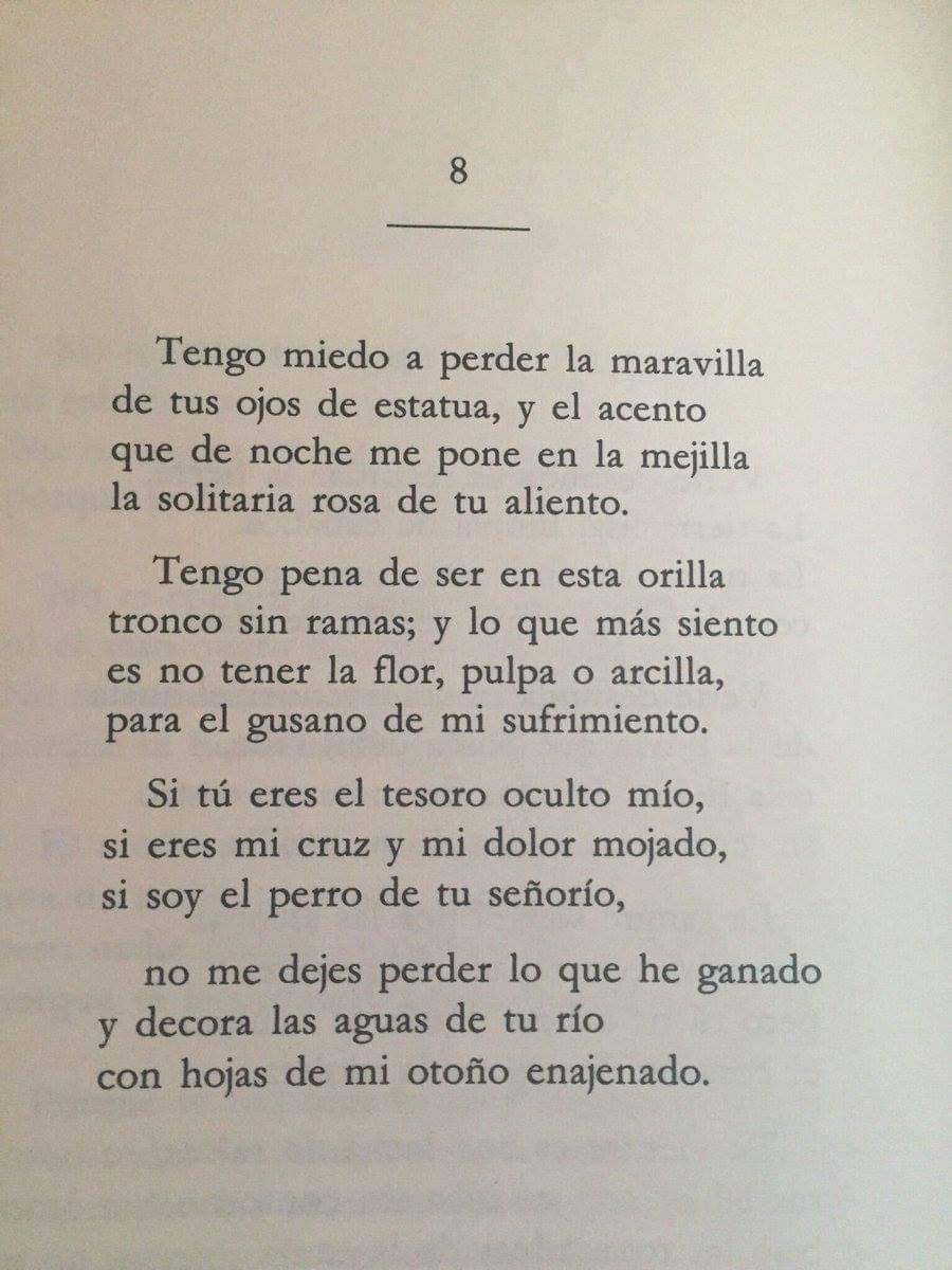literlandweb1's tweet photo. #Lorca llamó Sonetos del amor oscuro a los últimos versos que compuso sobre su condición homosexual, oscuros porque debió ocultar su sentimiento y su destinatario, el secretario del grupo teatral itinerante La Barraca: Rafael Rodríguez Rapún. Fueron escritos en 1936 poco antes de su fusilamiento. 
#DiadelOrgullo