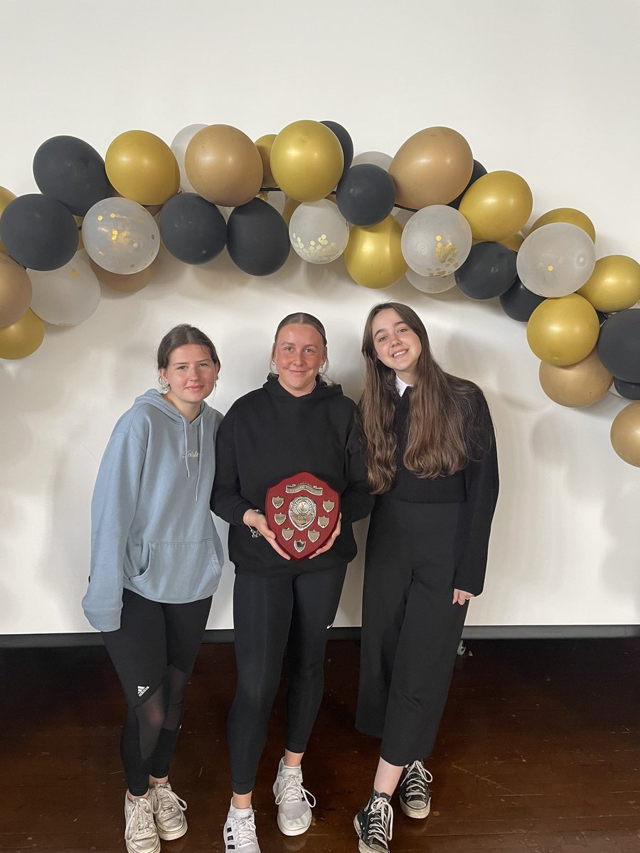 ArbroathAcadPE's tweet image. ⭐️⭐️SPORTS AWARDS⭐️⭐️

🏐🏐NETBALL🏐🏐

Angus Cup Champions 

Senior A Team

Molly.T, Ailey.S, Jaymai Leigh.R, L.Duncan, S.Dibdin, S.Garden , Libby.C and Morgan.L