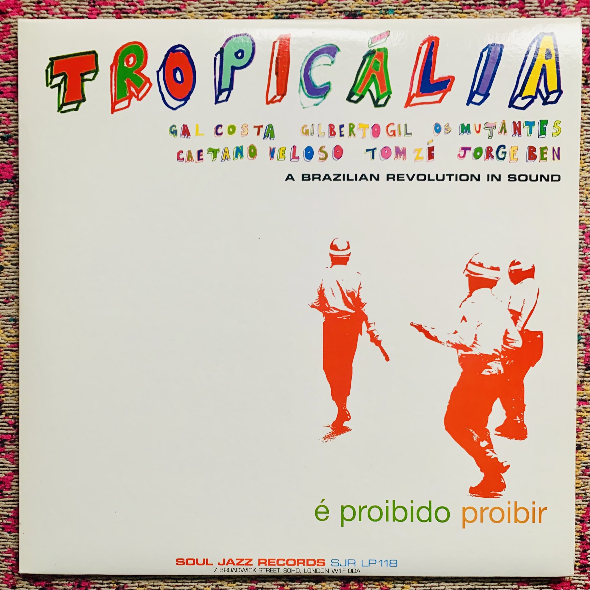 Tropicalia 60's (Caetano Veloso, Os Mutantes, Gilberto Gil, Gal Costa etc) - Página 2 FztdOkfWYAIukMD?format=jpg&name=large