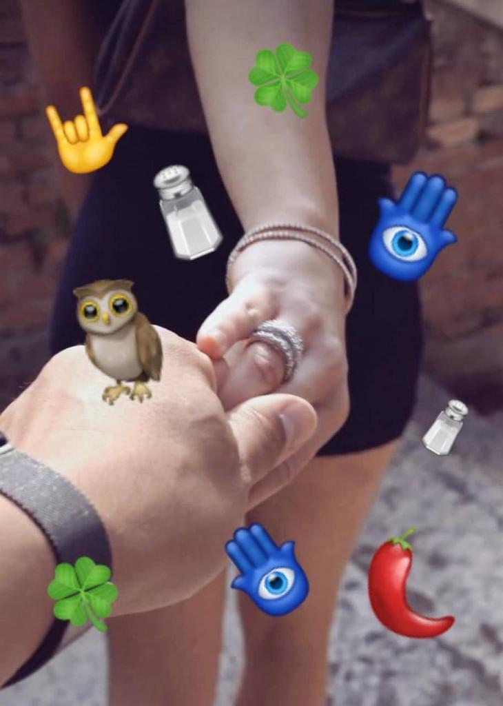 seeingyamolloy's tweet photo. nel dubbio io mi tengo pronta 

#oriele https://t.co/25ew4MllWU
