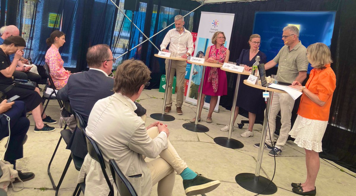 Samtal i #Almedalen om nya #omställningsstudiestöd - ett möjlighetsskapande system för individ som redan rönt stort intresse. Behöver  fortsätta utvecklas genom förbättring av finansiering och bedömningar #arbetsmarknad #kompetens #livslångtlärande #arbpol #utbpol #svpol