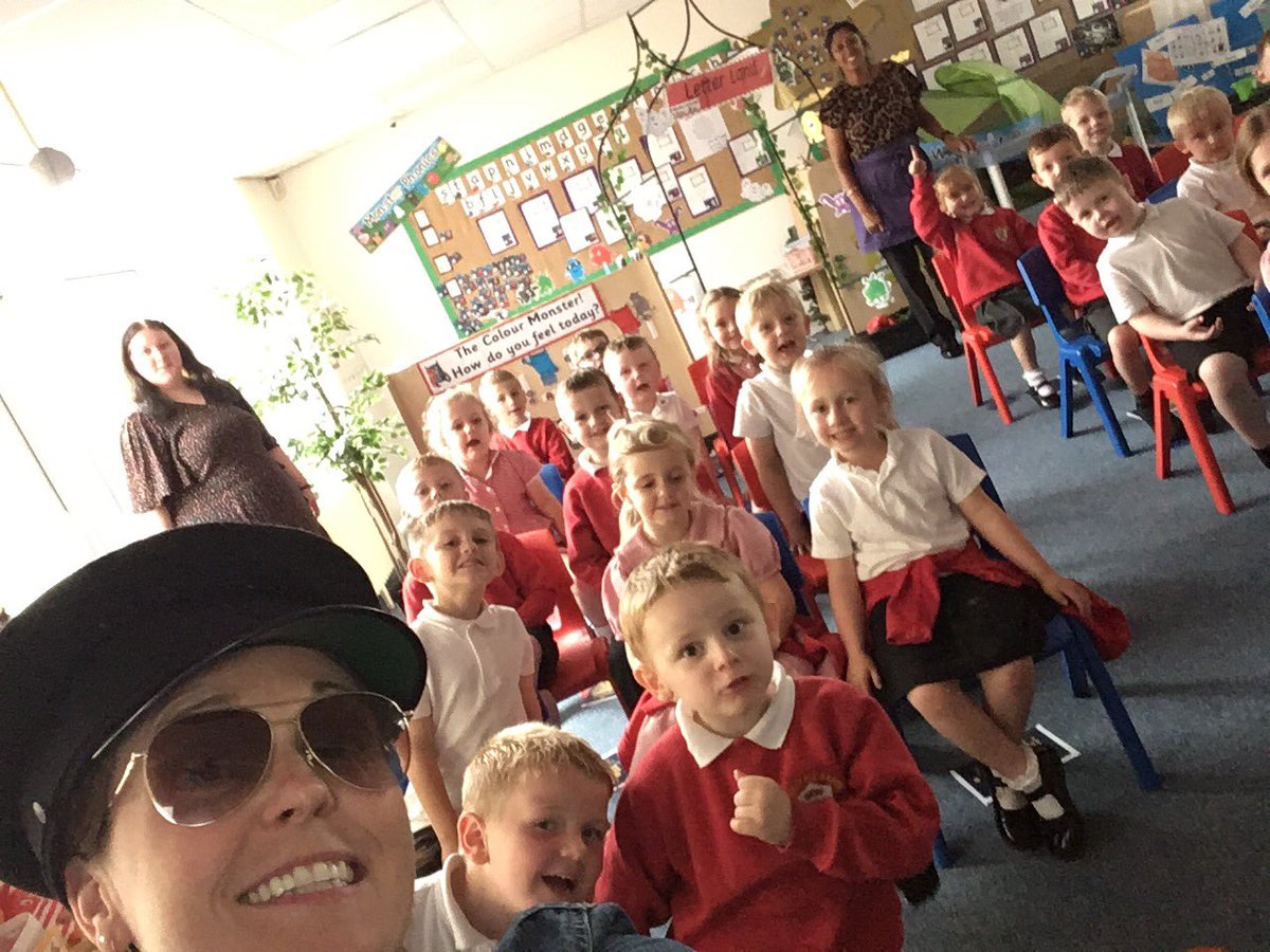 HasReception's tweet photo. @HasReception are off on an aeroplane this afternoon as part of our #TicketPlease topic! Pilot McGovern and Hostess Hannan and Riley are here to take us to France ๐ซ๐ท โ๏ธ https://t.co/5UgX1KdzRA