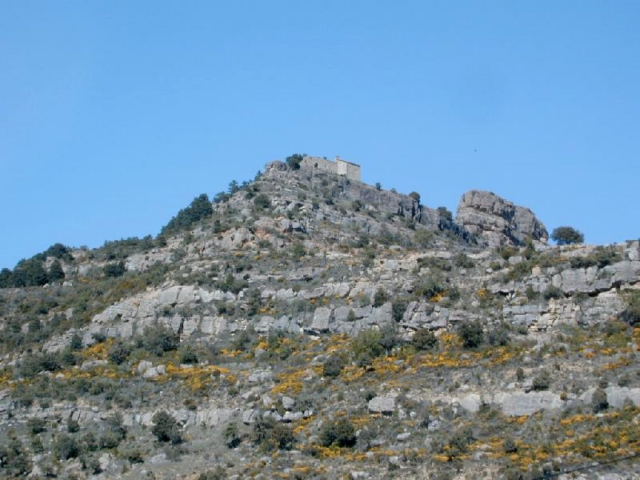 DPHuesca's tweet photo. ⛪️En el Valle del Isábena, la Virgen del Tozal es una enigmática ermita románica construida en una cima.
🤓El #SIPCA nos recuerda la importancia de su patrimonio y... Si quieres saber más sobre sus singularidades arquitectónicas... busca aquí ➡
https://t.co/RRx3hbznT8 https://t.co/70tjpDRmNO
