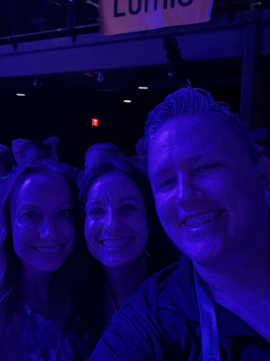 mseteach's tweet photo. #EdTechKaraoke was so fun as always ❤️ https://t.co/PjMqNzOIGK