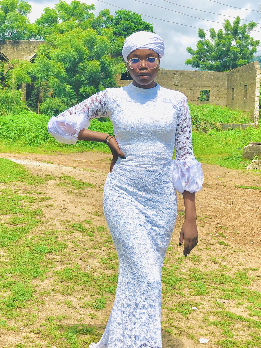 Napheeysah's tweet photo. Hello twitter👋
Eid Mubarak 🥰☺️
It’s limited Eid-ition 🥰 https://t.co/OZ8aTcvv9C