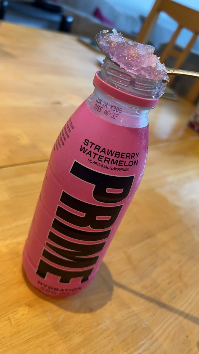 Ak_Craze1's tweet photo. @KSI @LoganPaul @PrimeHydrate 

You guys up for a #primeslushy ? https://t.co/HxIP09WDoK