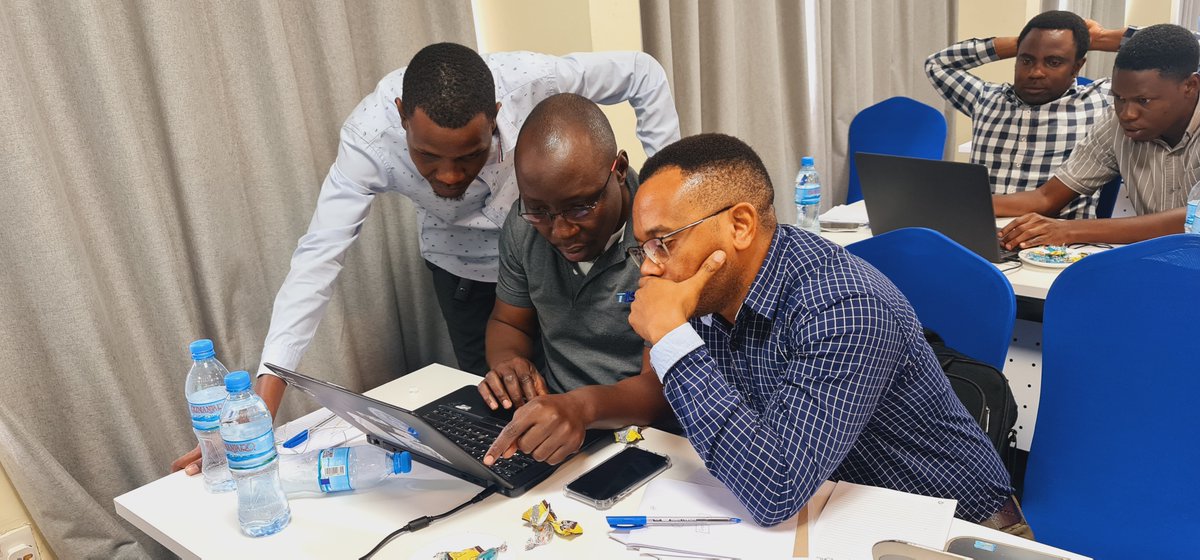 tispaixp's tweet photo. DAY. 3: All hands on deck 🔥 IPv6 Workshop Tanzania,  #Tanzaniaipv6workshopSponsored by: TCRA &amp; TISPA Supported by: AfRINIC .
@TCRA_Tz
@tispa_tix @AFRINIC https://t.co/4flSTCaBKH