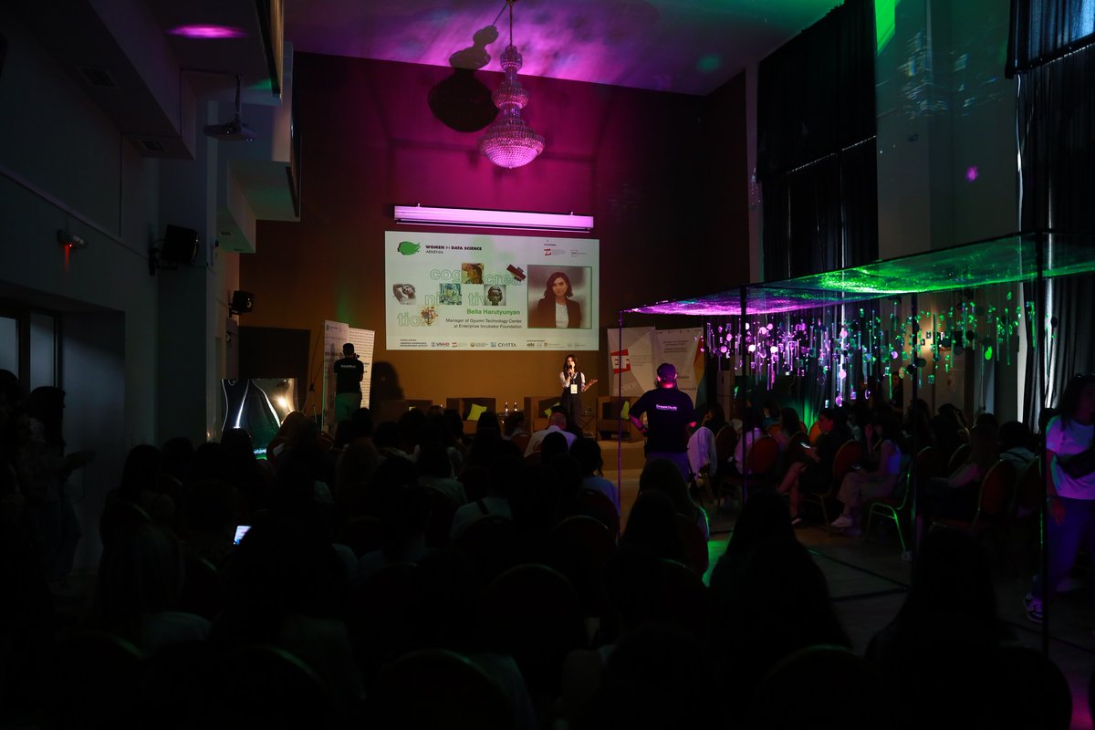 eif_hightech's tweet image. ♀️Այսպիսով Գյումրու տեխնոլոգիական կենտրոնում (ԳՏԿ) մեկնարկեց «Ձեռնարկությունների ինկուբատոր» հիմնադրամի (ՁԻՀ) կողմից կազմակերպվող «Կանայք տվյալագիտության մեջ․ ստեղծագործական ճանաչողություն» միջոցառումը։ 
#WiDS2023 #WiDSArmenia #CreativeCognition #WomeninData #WomenIndatascience