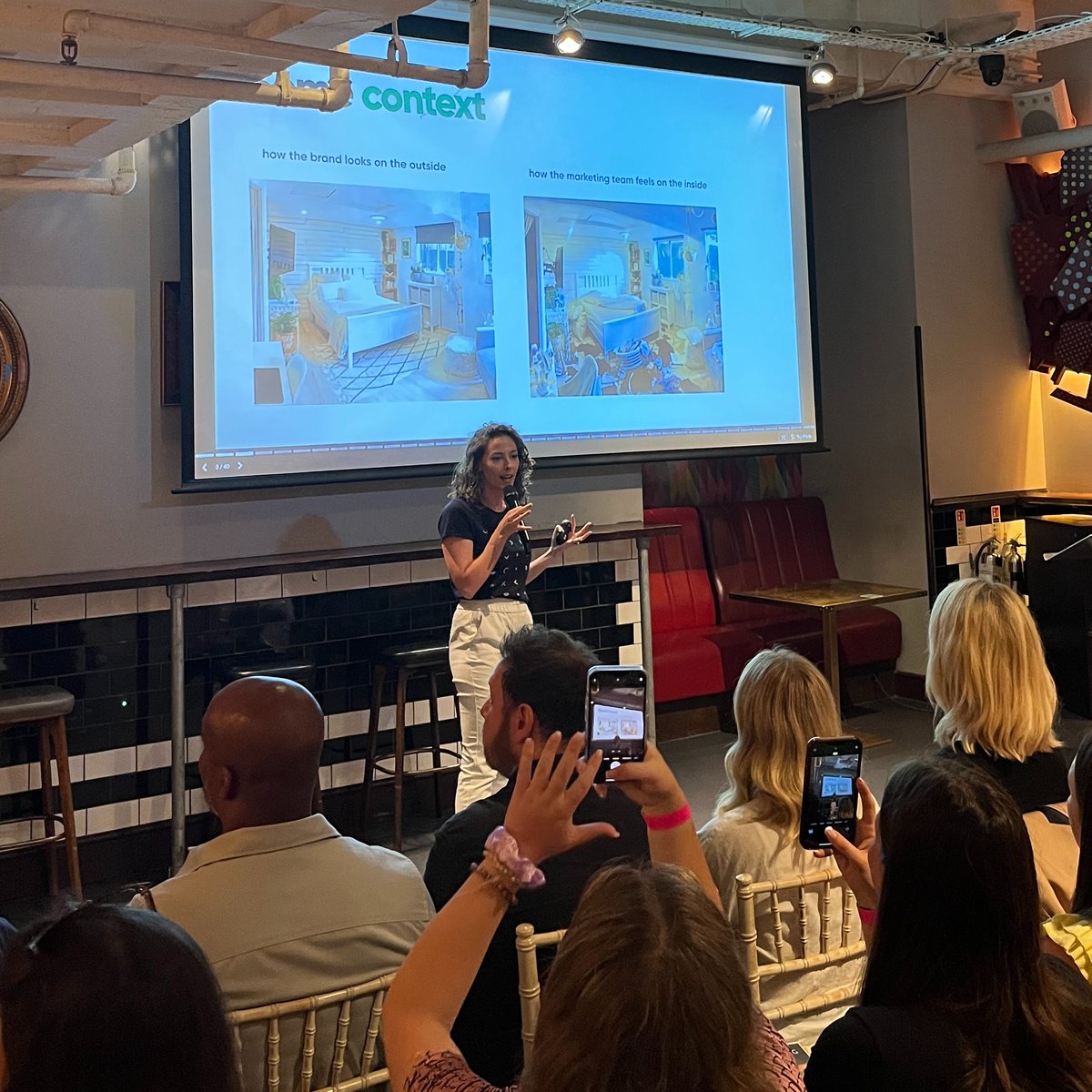 Our CMO on stage, talking about this fantastic tool called <a href="/PlanableApp/">Planable</a>. Ever heard of it? 👀
<a href="/social_day/">SocialDay 👨🏼‍🎤 #SocialDay24</a> #socialday23