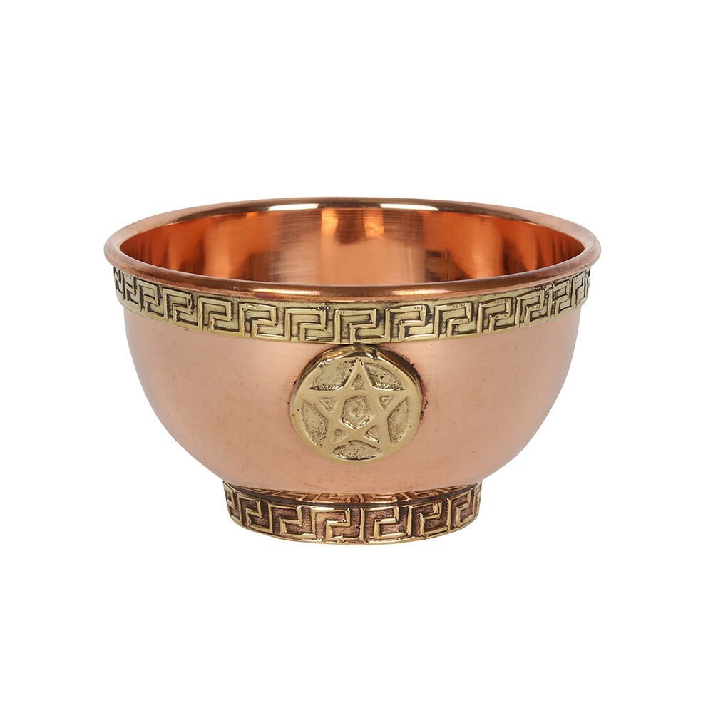 tippy1308's tweet photo. Excited to share the latest addition to my #etsy shop: Engraved Copper &amp; Brass Offering Bowl With Pentagram Design https://t.co/BgmnWdbpPD #brown #witch #occult #pagan #altar #ritual #brass #offeringbowl #pentagram https://t.co/TDqSKYHFp5