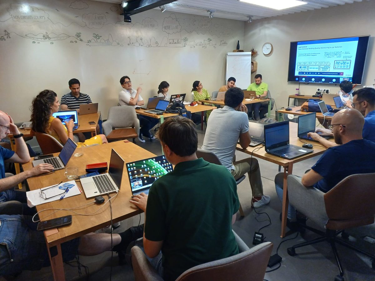 DataCloud2020's tweet image. The sixth @DataCloud2020 plenary happened last week, 19-22 June, hosted by project partner @iEx_ec in Lyon, France. Read more here ⬇

datacloudproject.eu/whats-new/news…

Stay tuned for more @DataCloud2020 updates soon 🙌🏼