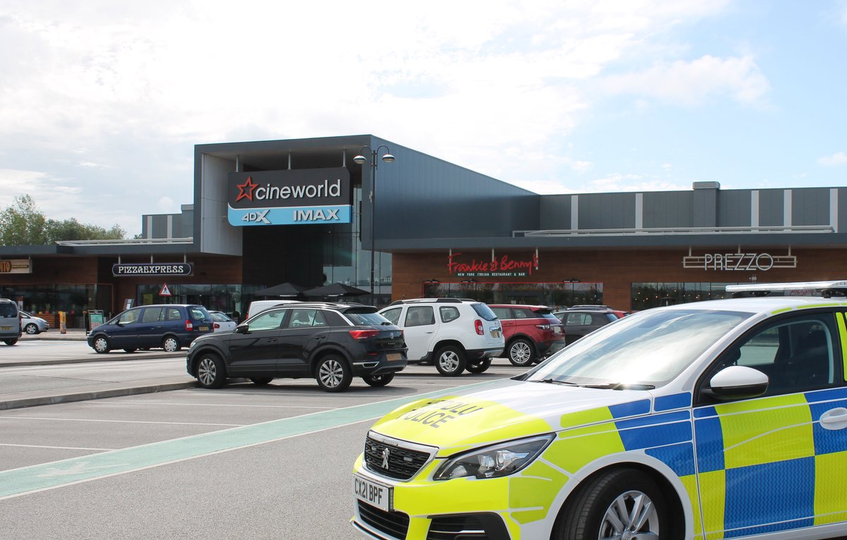 PCSOs Vicky & Richard will be holding a community engagement event at Broughton Retail Park this Saturday, 1st July between 10am - 2pm

Why not come down and have a chat? ☺️

#NeighbourhoodPolicing
#CommunityEngagement
#ComeSayHi