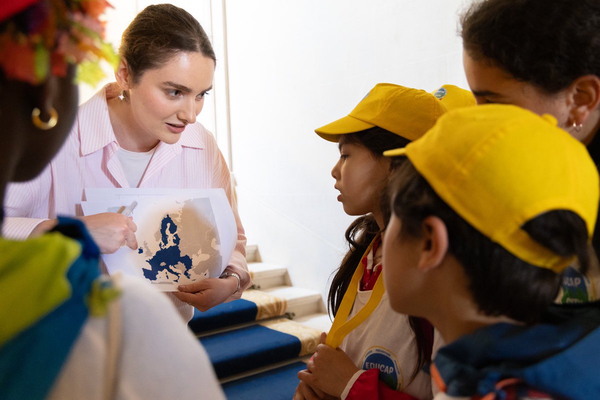 Irish Embassy Paris tweet media