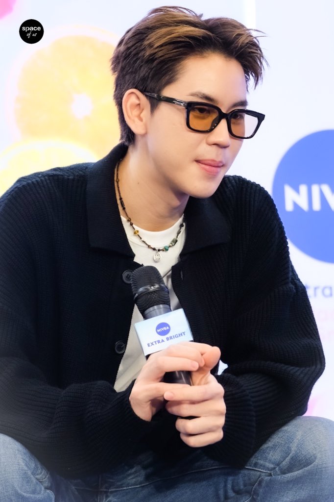 Spaceofus's tweet photo. 230628 Nivea❤️🐷

#Prem_space
#NIVEAEXTRABRIGHTXBOUNPREM https://t.co/pbmo7mFuVF