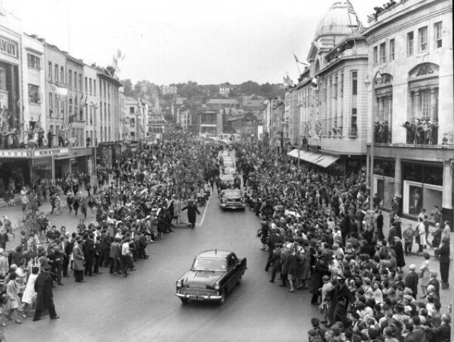 Cork City Council (@corkcitycouncil) on Twitter photo It is 60 years today since US President, John F Kennedy visited #Cork and was awarded the Freedom of the City <a href="/corkarchives/">Cork City and County Archives Service</a> <a href="/CorkPMuseum/">Cork Public Museum</a> It is 60 years today since US President, John F Kennedy visited #Cork and was awarded the Freedom of the City <a href="/corkarchives/">Cork City and County Archives Service</a> <a href="/CorkPMuseum/">Cork Public Museum</a>
