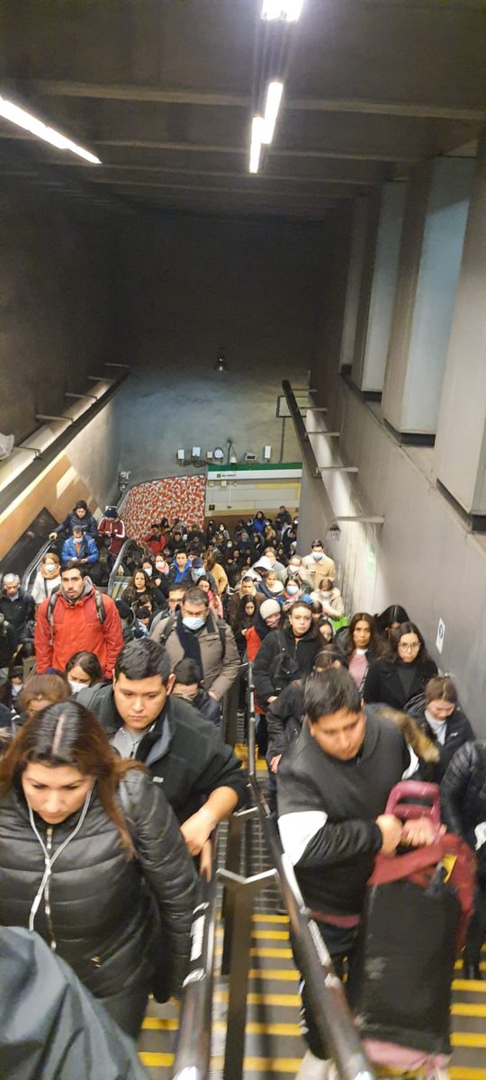 leyotauro's tweet photo. @metrodesantiago Combinación san pablo. #MuchoGustoMega https://t.co/dyq8VelJv3