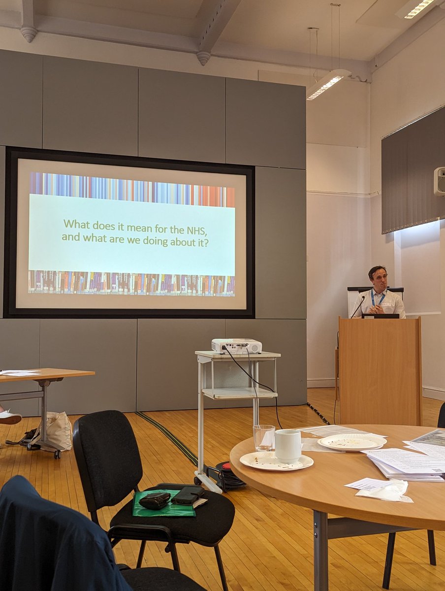 NickPoole1's tweet photo. Estimates suggest that the NHS is responsible for 4-5% of the UK's carbon emissions, according to this @YOHHLNet presentation by Adam Tocock. 

There's a huge role for health #librarians to help NHS Trusts reduce emissions through evidence-based action. https://t.co/pdW4qu7Q06