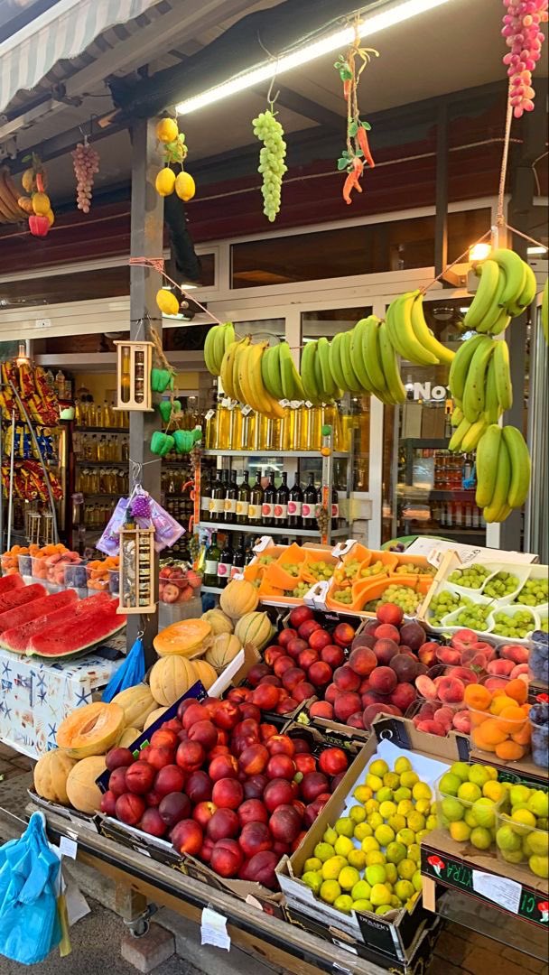 placesandviews's tweet photo. summer fruits https://t.co/bdD1t7vRK3