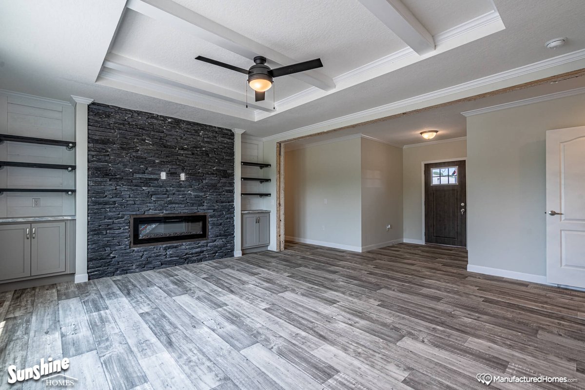 ARHomeCenter's tweet photo. SUNSHINE HOME ON SALE 
The PRI3280-2043 is loaded with classic features and amenities including a covered porch into the foyer of a bright beautiful living room, ultra-modern kitchen, and private primary with 200 SQ. FT. closet! Come by to take a tour (501) 882-7200 #dreamhome https://t.co/9xx0qWSMT4