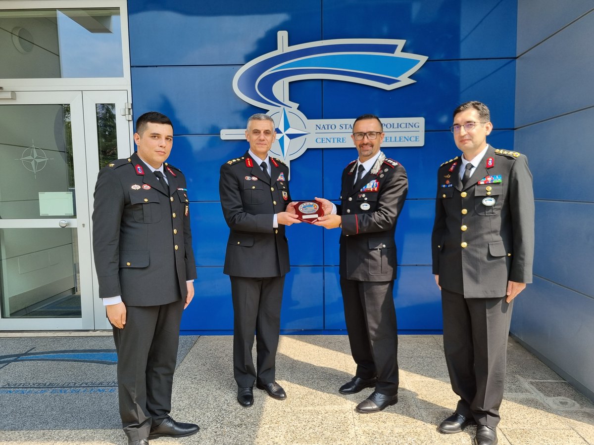 NSPCOE's tweet photo. Privileged to welcome Maj. Gen. Recep Yalçınkaya,
@jandarma Diyarbakır Regional Commander and 🇹🇷 Representative, who confirmed #Türkiye's full support to @NSPCOE's endeavors to further #SPPotential & #StabilityPolicing.
#BrothersInArms #WeAreNATO #StrongerTogether https://t.co/wWxoJ7vbkE