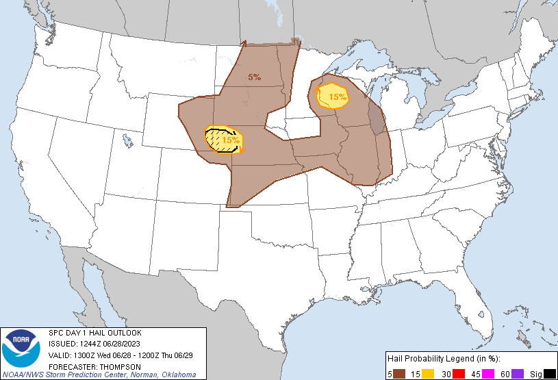 D1
#SlightRisk in N #TornadoAlley esp #StPaul, #Woodbury, #Maplewood, #CottageGrove, #EauClaire, #EauClaire, #TorringtonWY, #ScottsbluffNE cities due to a 2% #Tornado, a 15% #Wind and a 15% SIG #Hail risk
#SevereWX #SPC #Wxtwitter #TwinCities #MNwx #WIwx #WYwx #COwx #NEwx