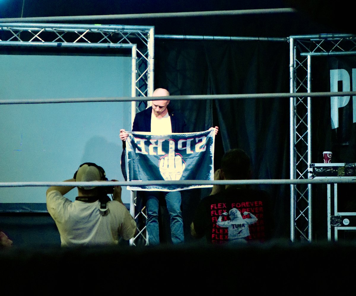 MCN_371's tweet image. Oops
スパイク・トリベット Spike Trivet 
@ThisIs_Progress Super Strong Style Day 1 @ The Dome, London
27 May
#SSS16 #SpikeTrivet