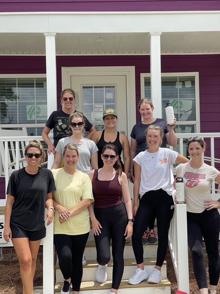 AshleaOnAir's tweet image. Recent @1ABMedia volunteer day for our Wilmington team (+ @mhigham3). @katie_engleman organized our efforts at @eden_village - a tiny home community for those experiencing homelessness and chronic illness in @CityofWilm.