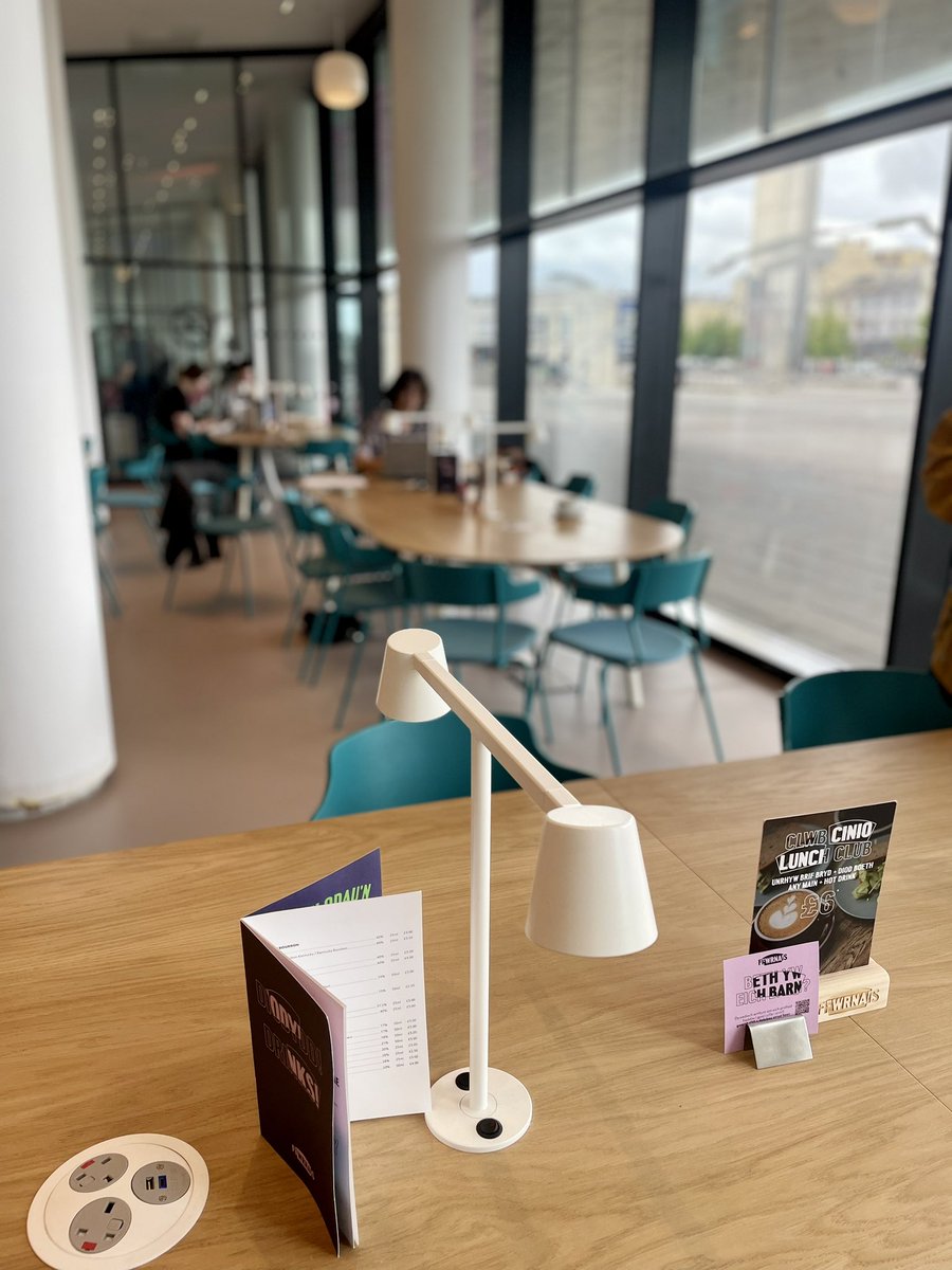 Lynchpin tweet media