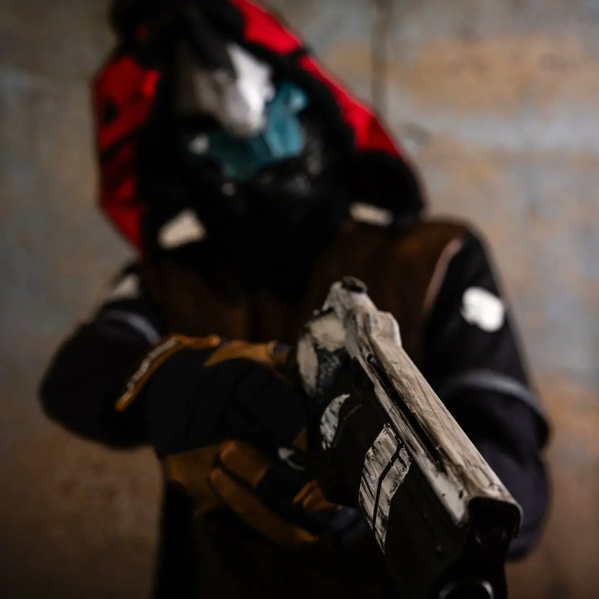 Nexteum's tweet photo. Cayde 6 Cosplay I did for Animaritimes New Brunswick Canada.@DestinyTheGame @Bungie 

#cosplay #Destiny2 #Bungie #Cayde6 https://t.co/1nKaOk5T6c