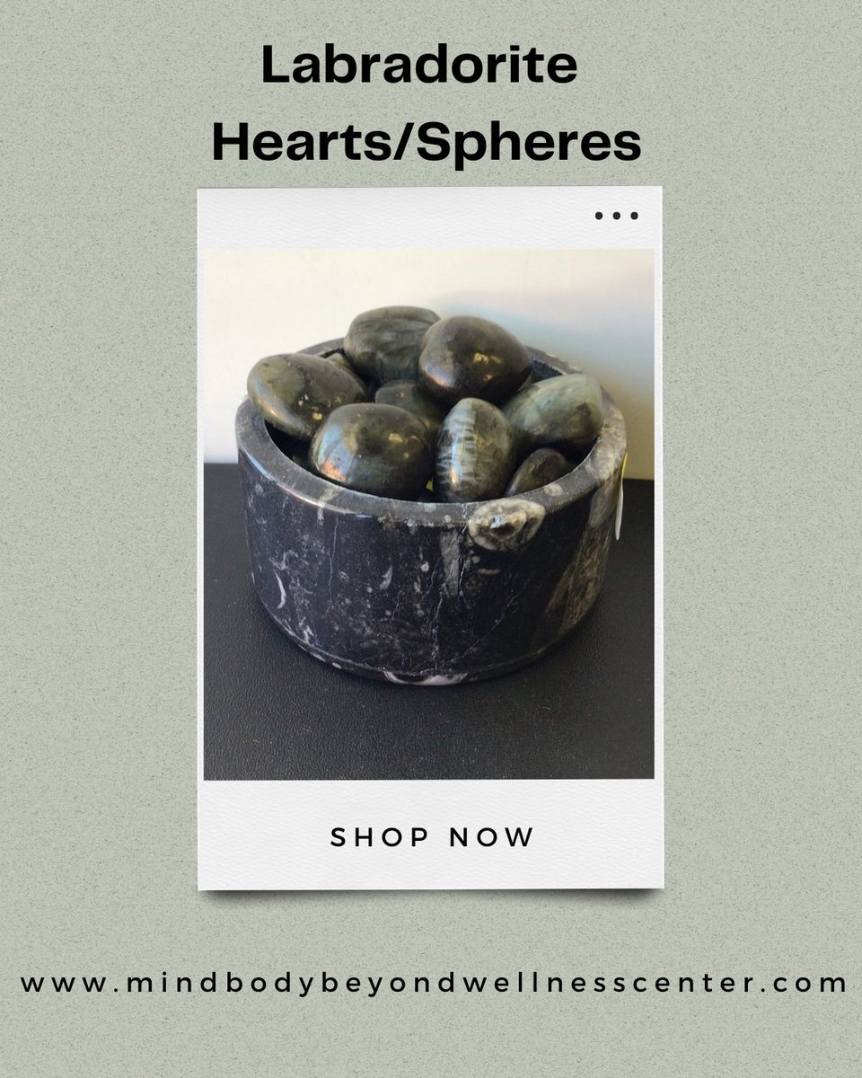 MindBodyBeyond1's tweet photo. ✨ Discover the captivating beauty of #Labradorite #Hearts and #Spheres! Fall in love with their mesmerizing play of colors and positive energy. Enhance your spiritual connection and embrace inner strength. Shop now and bring magic into your life!

#Labradorite #CrystalHearts https://t.co/0g6gXlAOxQ